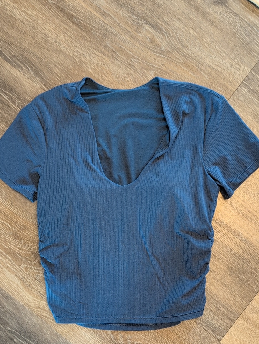 Lululemon All it takes nulu